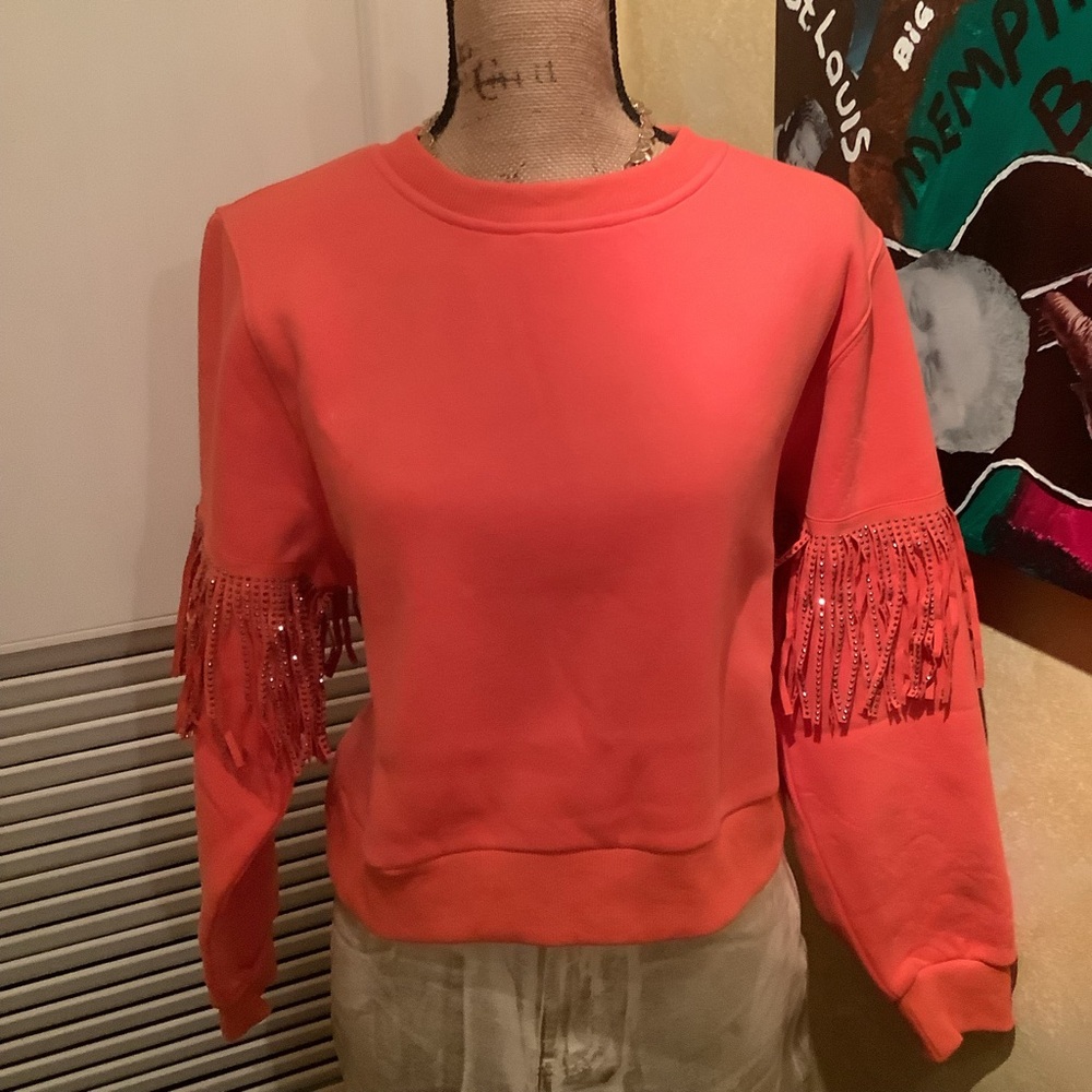 Cloud Ten. Sweatshirt with fringe.